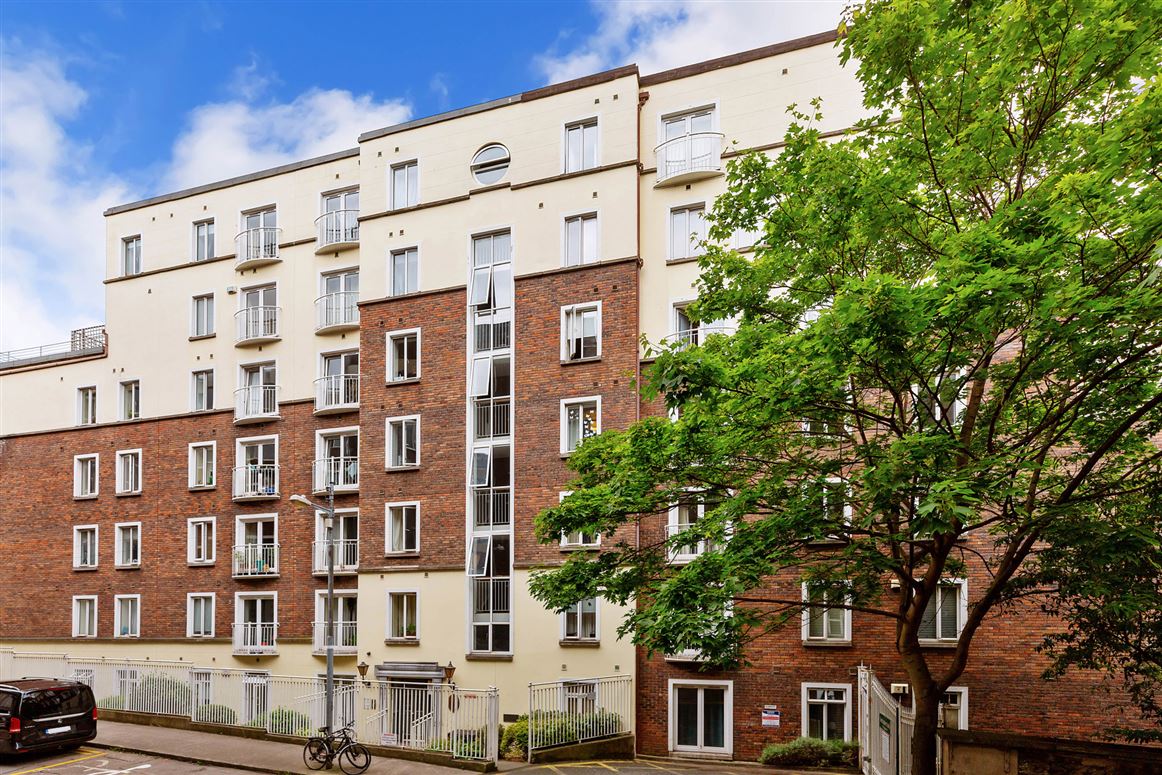 18 The Northumberlands, Love Lane East, Mount Street Lower, Dublin 2