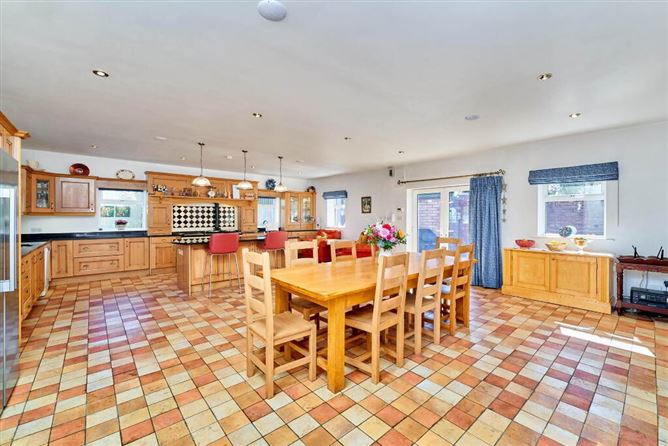 Brownstown, Kentstowm, Navan, Meath