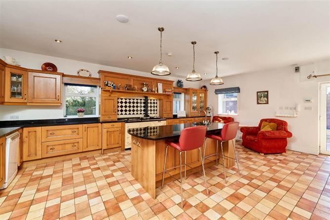 Brownstown, Kentstowm, Navan, Meath