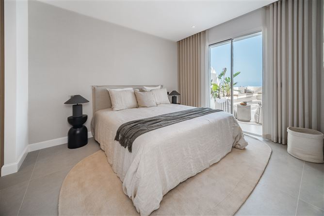 Spain, Marbella, Nueva Andalucia - COSTA-00706P