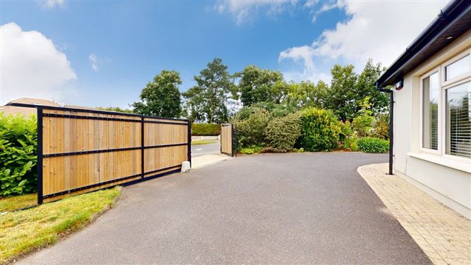 Knockeen, Whitestown Road, Rush, Dublin
