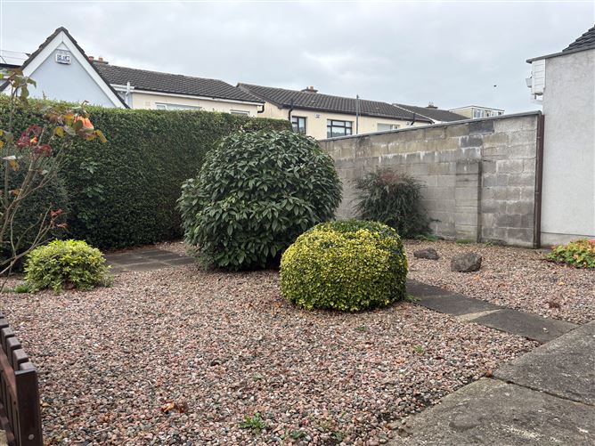 20 Whitethorn Park , Beaumont, Dublin 5