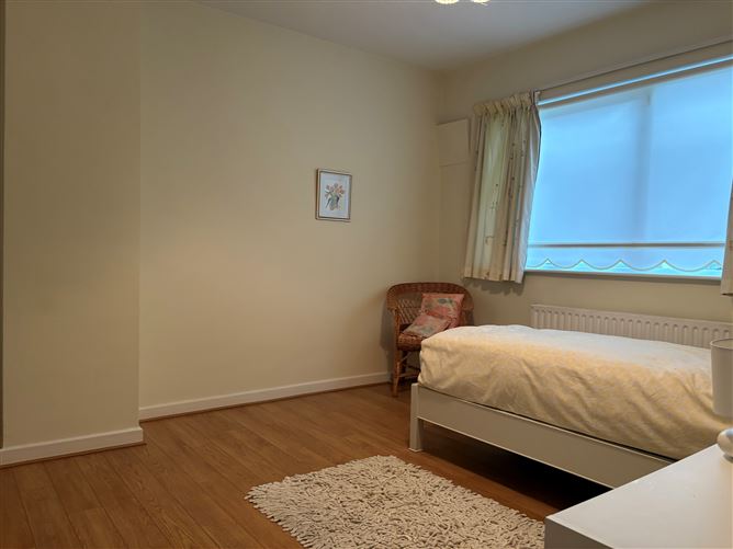 20 Whitethorn Park , Beaumont, Dublin 5