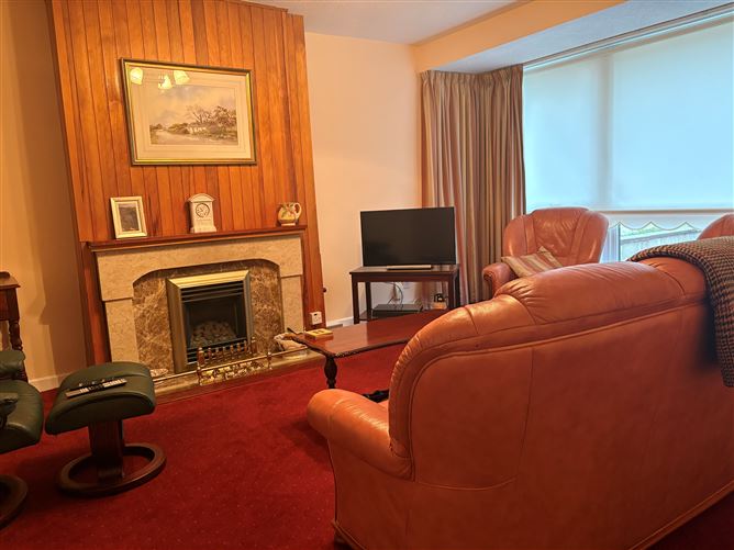 20 Whitethorn Park , Beaumont, Dublin 5