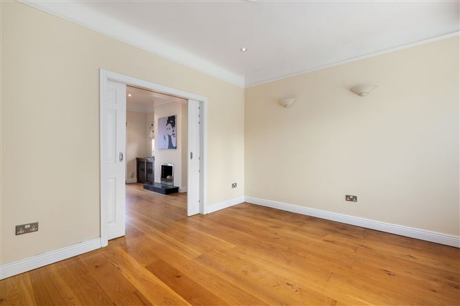 89 Foster Avenue, Mount Merrion, Co. Dublin