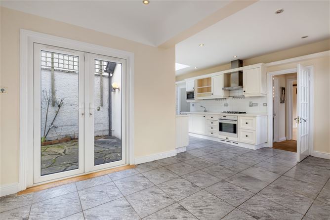 89 Foster Avenue, Mount Merrion, Co. Dublin