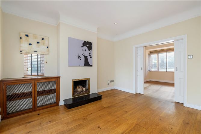 89 Foster Avenue, Mount Merrion, Co. Dublin