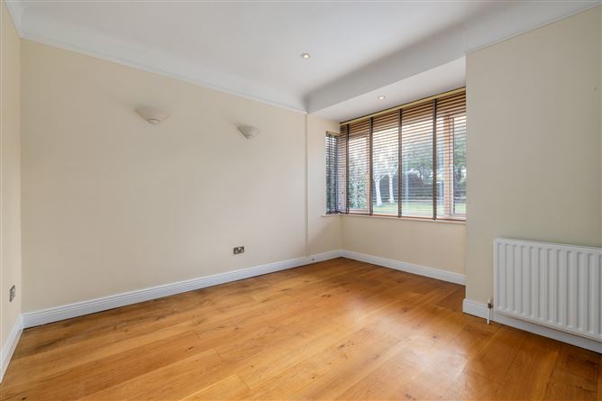 89 Foster Avenue, Mount Merrion, Co. Dublin