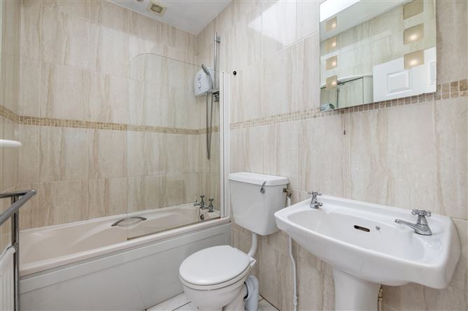 89 Foster Avenue, Mount Merrion, Co. Dublin