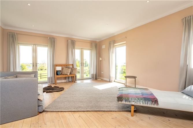 https://photos-a.propertyimages.ie/media/2/6/8/4996862/4dceb40f-797b-4215-b272-62e7ca417cc2_l.jpg