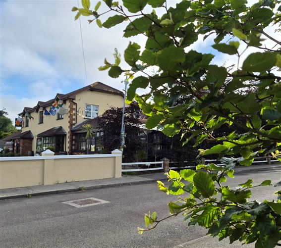 Photo 9 of 40 — 12 Ashbourne Grove, Ballina, Co. Mayo