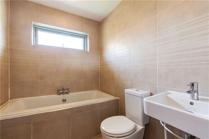 12 Rathmichael Woods, Shankill, Dublin 18
