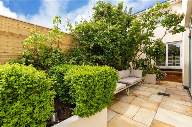 12 Rathmichael Woods, Shankill, Dublin 18