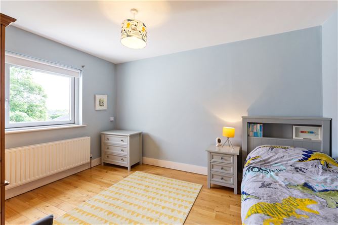 12 Rathmichael Woods, Shankill, Dublin 18