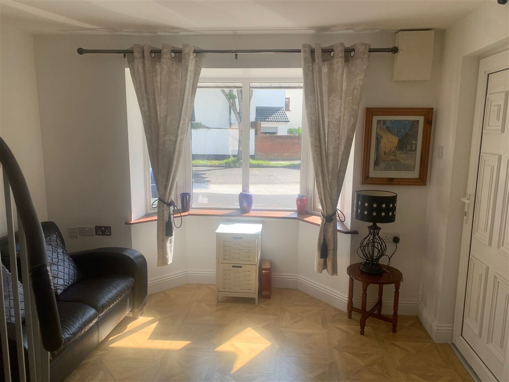 WHitethorn gardens, Palmerstown, Dublin, D22DX24