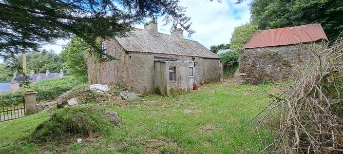 Killargue Village, Dromahair, Leitrim