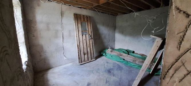 Killargue Village, Dromahair, Leitrim