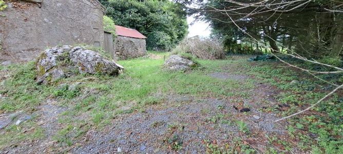 Killargue Village, Dromahair, Leitrim