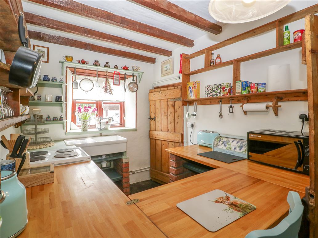 Violet Cottage,Beulah, Powys, Wales