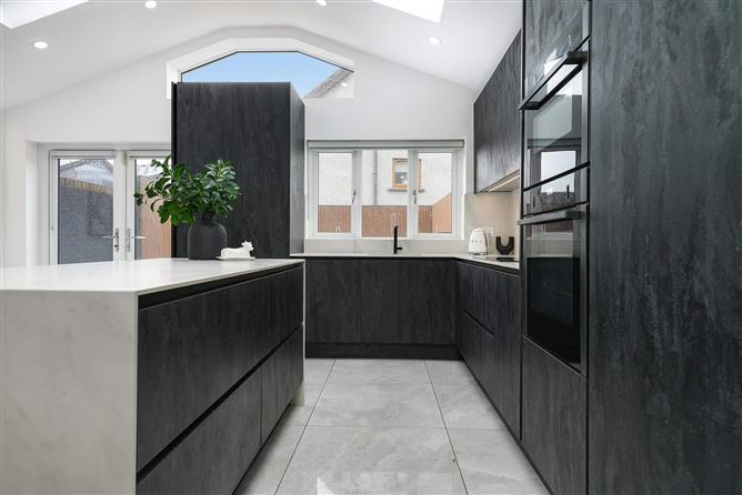 24 Broadfield Drive, Broadfield Manor, Rathcoole, Co. Dublin