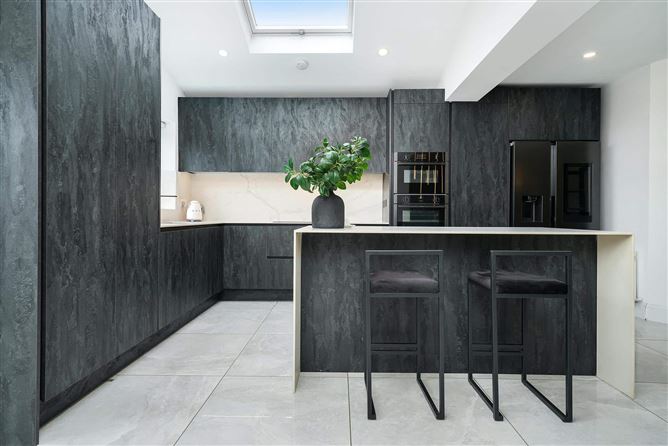 24 Broadfield Drive, Broadfield Manor, Rathcoole, Co. Dublin