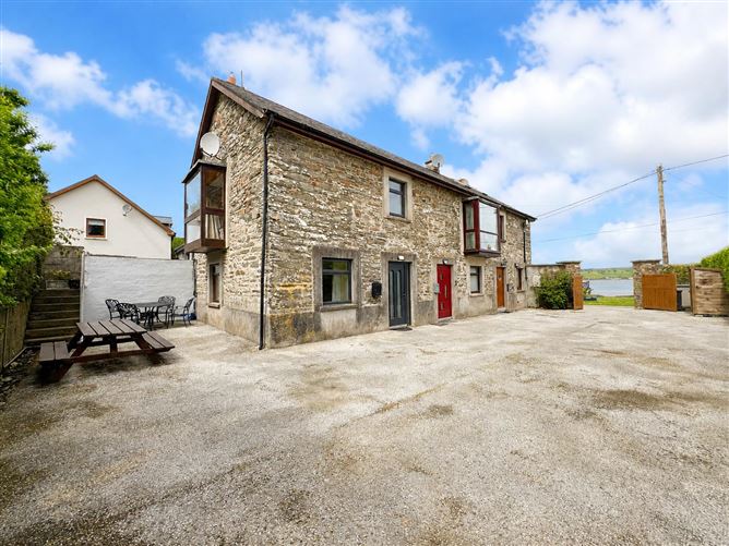 3 Seaview Court, Sea Road , Courtmacsherry, West Cork