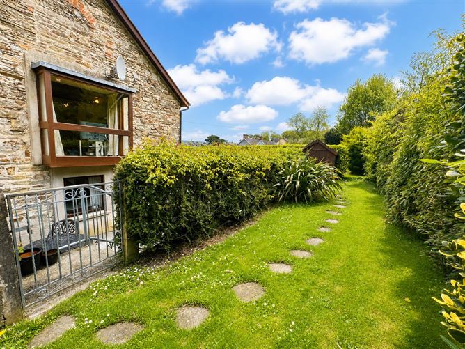 Photo 20 of 25 — 3 Seaview Court, Sea Road , Courtmacsherry, West Cork