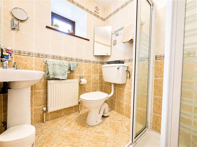 Photo 11 of 25 — 3 Seaview Court, Sea Road , Courtmacsherry, West Cork