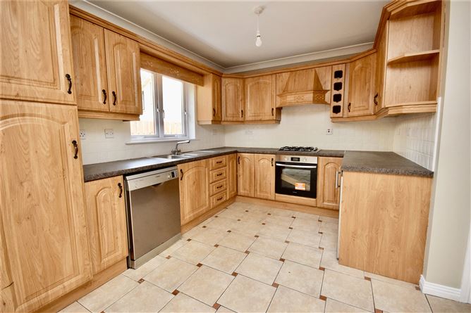Photo 10 of 18 — 28 Hazelbrook Crescent, Letterkenny, Co. Donegal