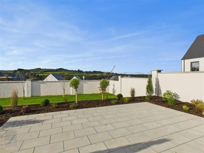 https://photos-a.propertyimages.ie/media/2/6/9/5010962/da82a3f3-c5d5-4b19-9229-2806a6dd0e6d_l.jpg