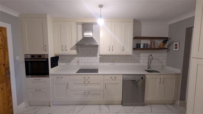 8A Dun Ri, Athenry, Co. Galway