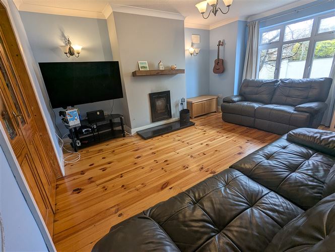 8A Dun Ri, Athenry, Co. Galway