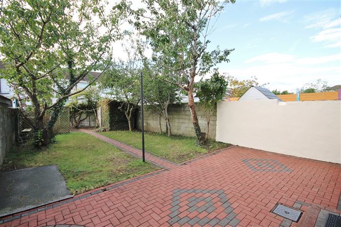 64 Greenpark Road, Lucan, Co. Dublin