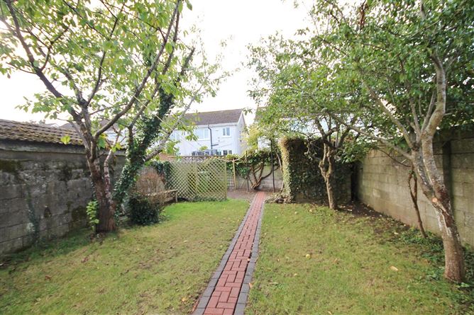 64 Greenpark Road, Lucan, Co. Dublin