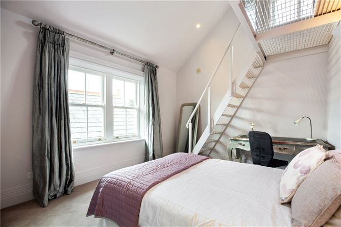 Ingleside, Brennanstown Rd, Foxrock, Dublin 18