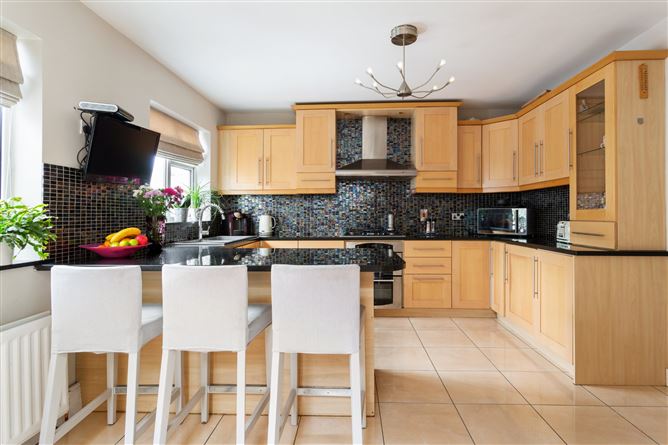 10 Larchfield, Dunboyne, Co. Meath, 