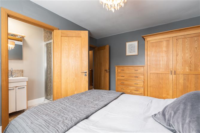 49 Derrynane Gardens, Sandymount, Dublin 4
