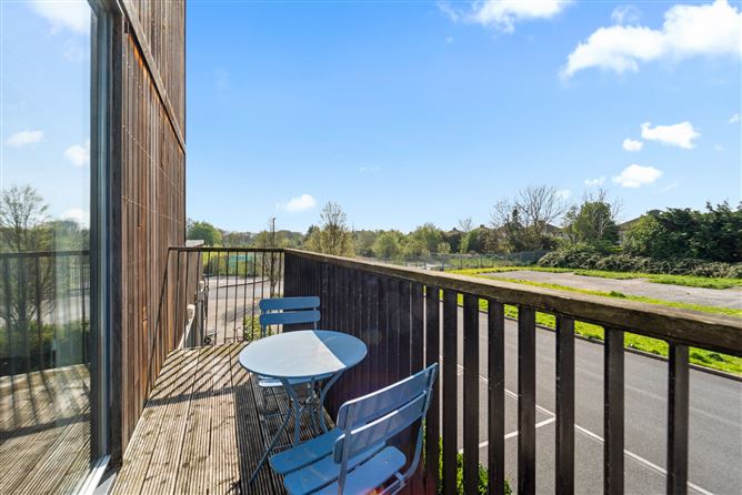 36, Parkview Green, Finglas