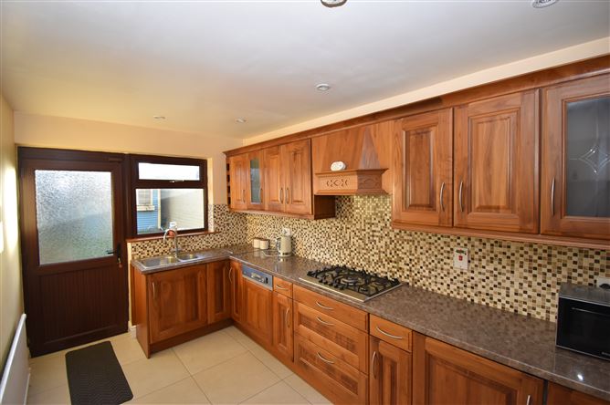  1 Manor Villas, Thornbury View, Rochestown, Cork