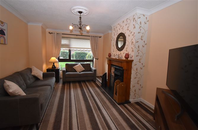  1 Manor Villas, Thornbury View, Rochestown, Cork