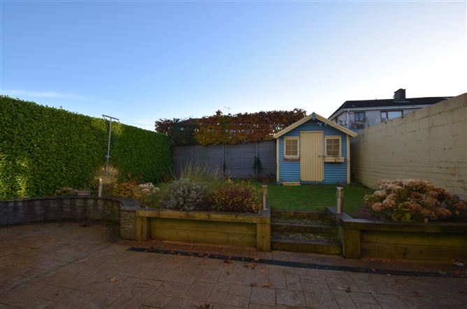  1 Manor Villas, Thornbury View, Rochestown, Cork