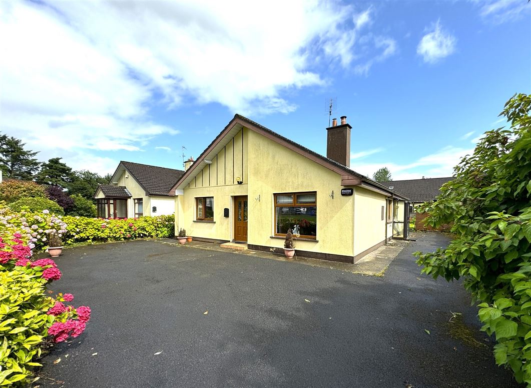 8 Oak Drive, Swinford, Co. Mayo