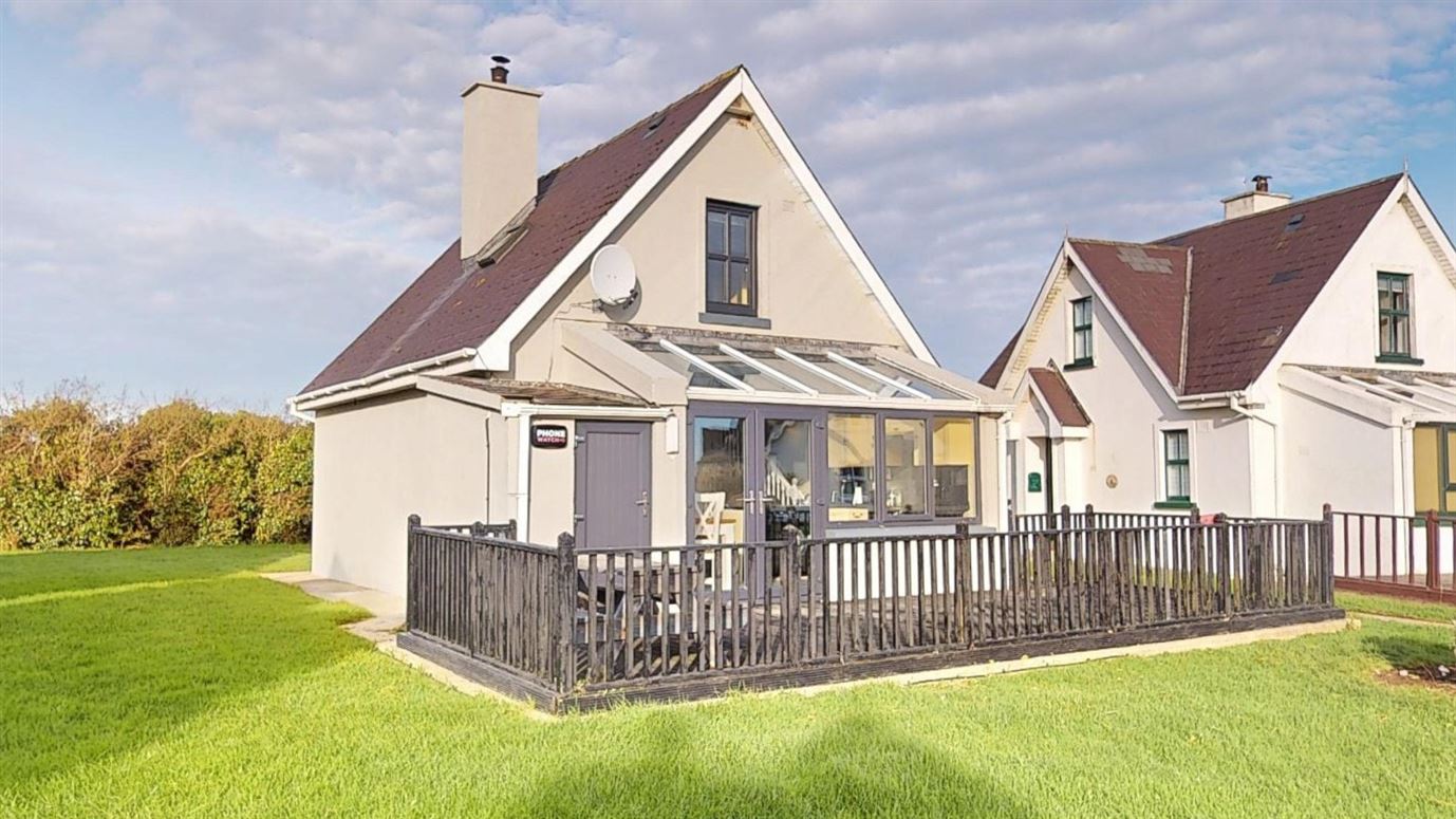 5 Sandeel Cottages, Hookless Village, Fethard On Sea, Wexford