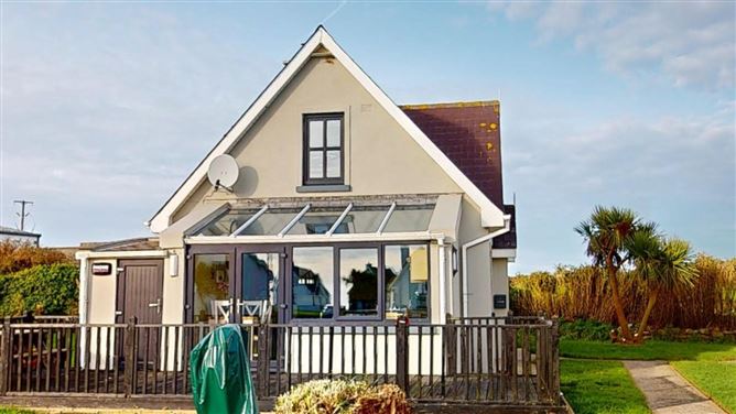 5 Sandeel Cottages, Hookless Village, Fethard On Sea, Wexford