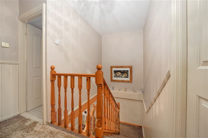 74 Sandyhill Gardens, Ballymun Dublin 11