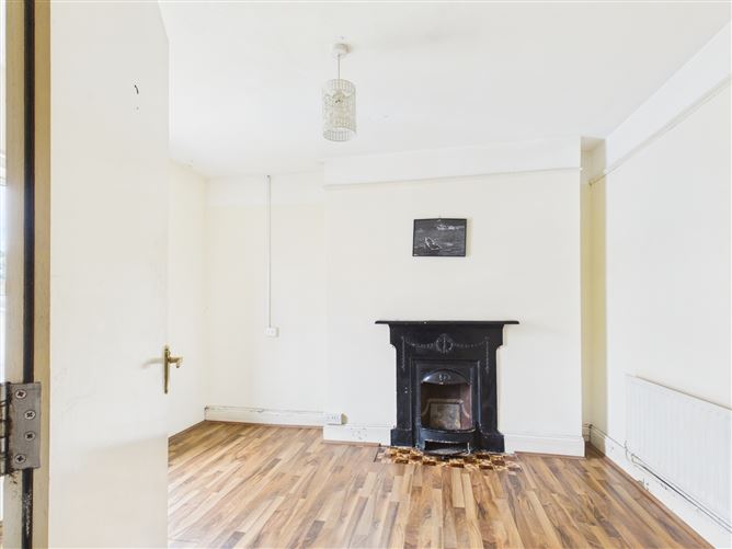 Photo 18 of 31 — 4 Daly's Villas, Carmody Street, Ennis, Clare