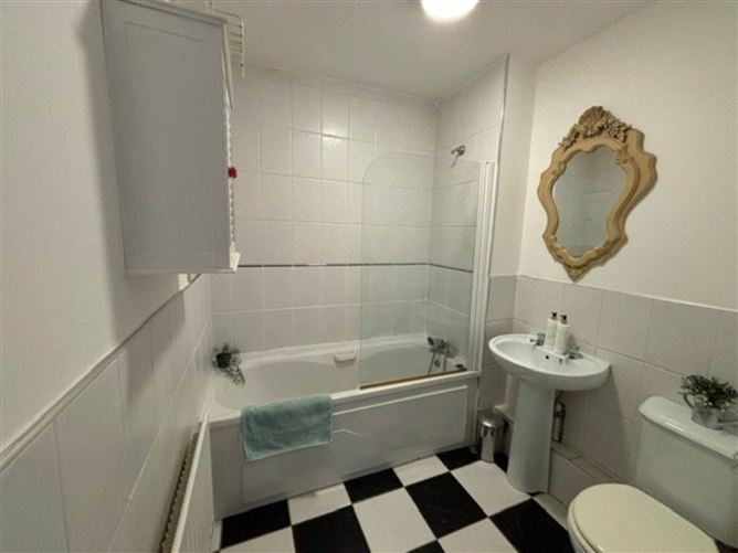 Photo 9 of 10 — Apt 18 Hollybrook Manor, Hollybrook Park, Clontarf, Dublin 3