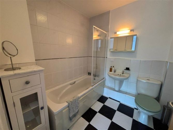 Photo 7 of 10 — Apt 18 Hollybrook Manor, Hollybrook Park, Clontarf, Dublin 3