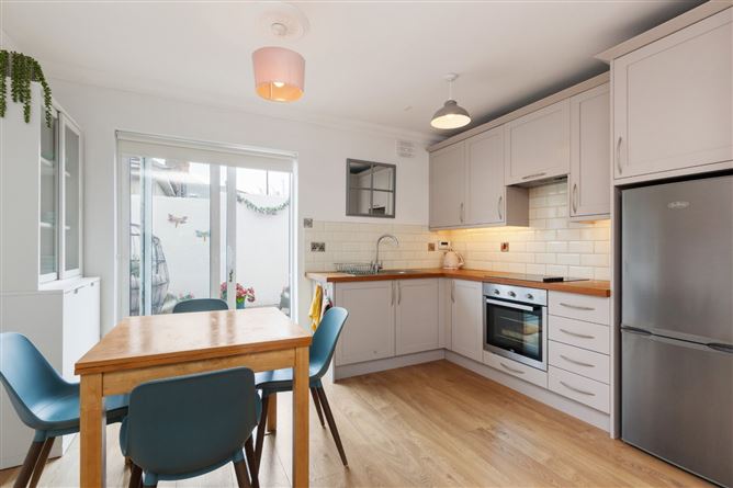 5 Botanic Mews, Prospect Avenue, Glasnevin, Dublin 9