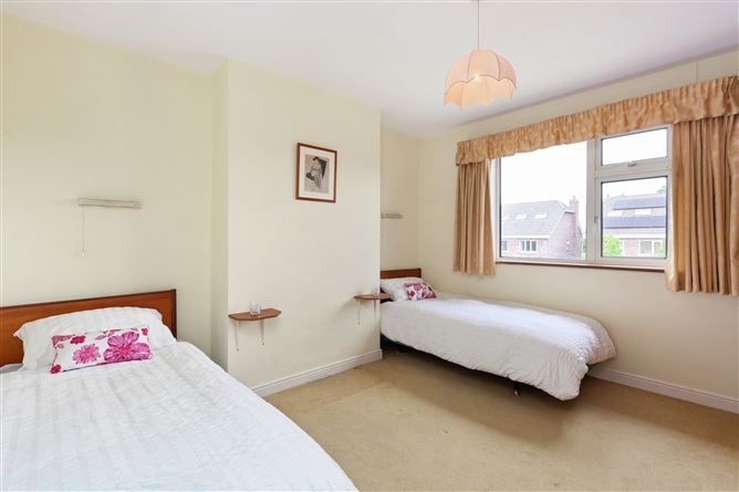 Nutgrove Park, 16, Clonskeagh, Dublin 14